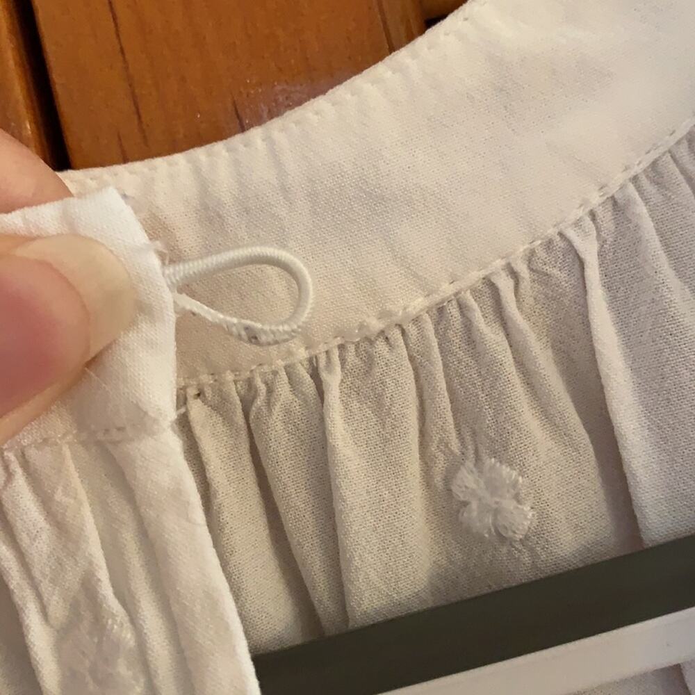 LOFT white blouse - Picture 7 of 7